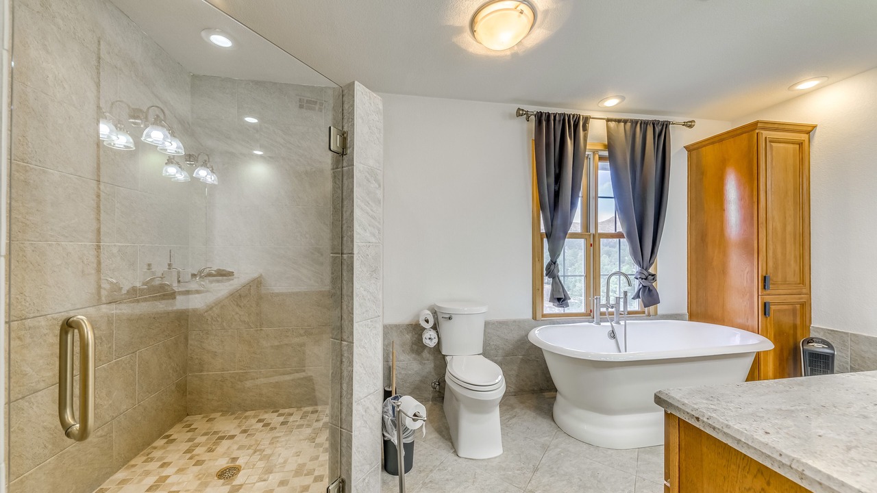Photo of Bathroom in Alto