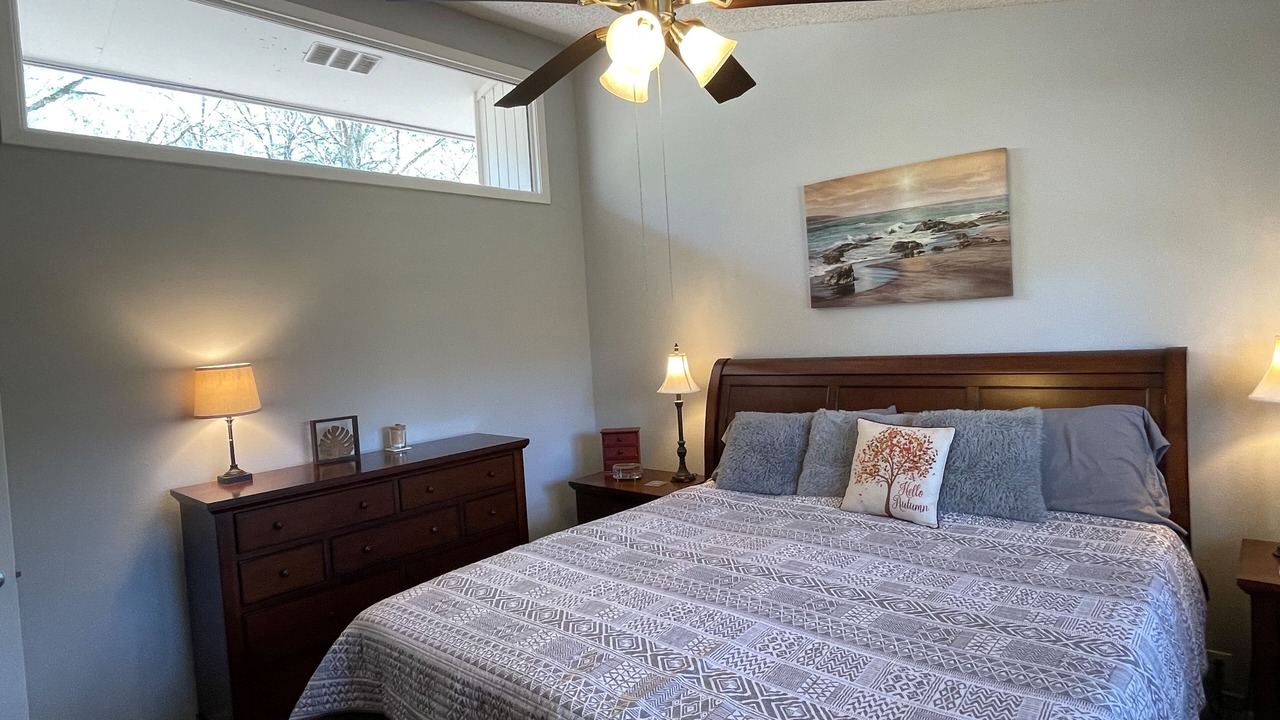 Photo of Bedroom in Hot Springs Village