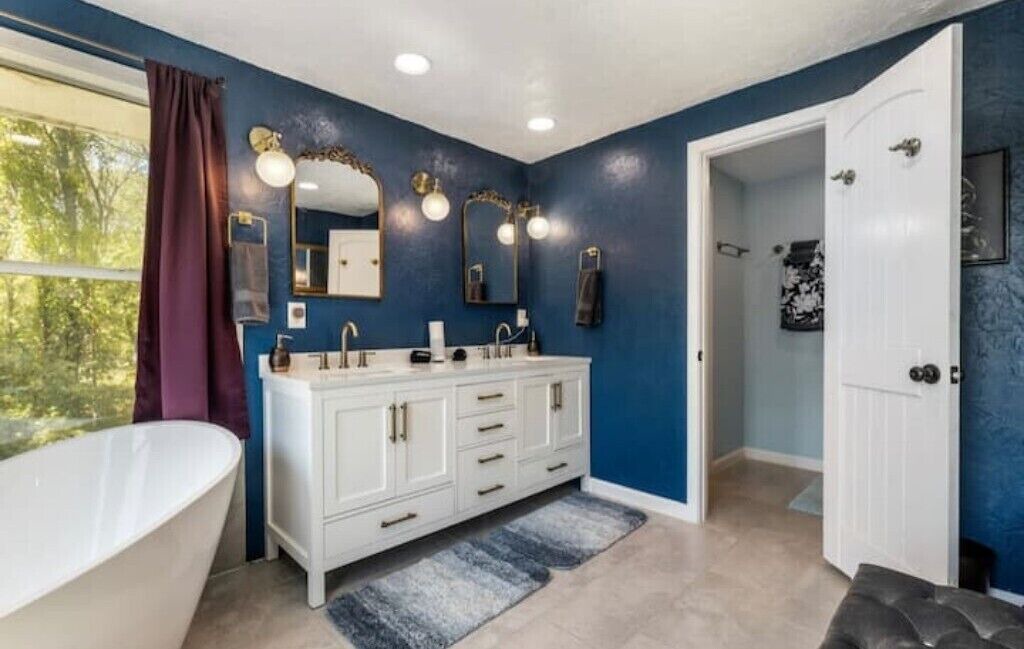 Photo of Bathroom in Quinlan