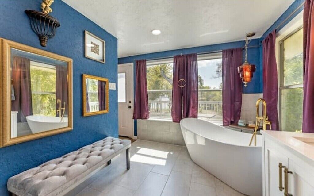 Photo of Bathroom in Quinlan
