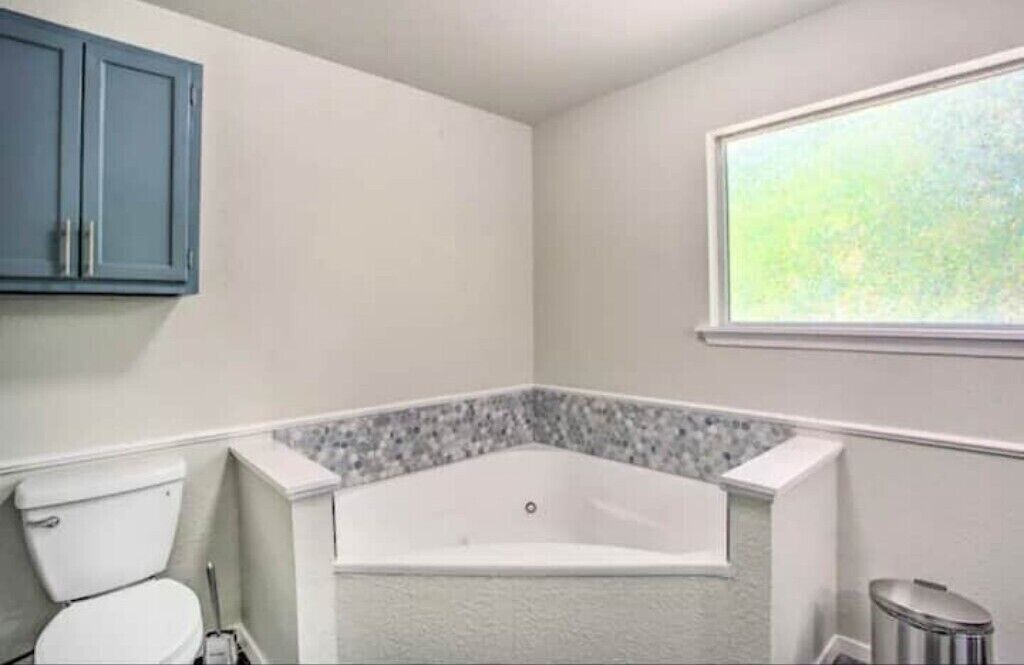 Photo of Bathroom in Quinlan