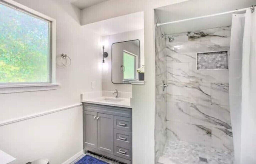 Photo of Bathroom in Quinlan