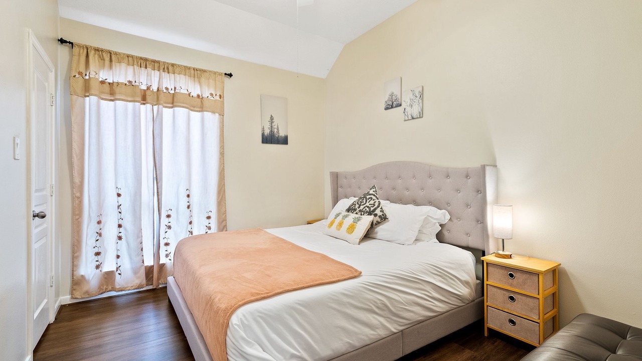 Photo of Bedroom in Sydney Harbour