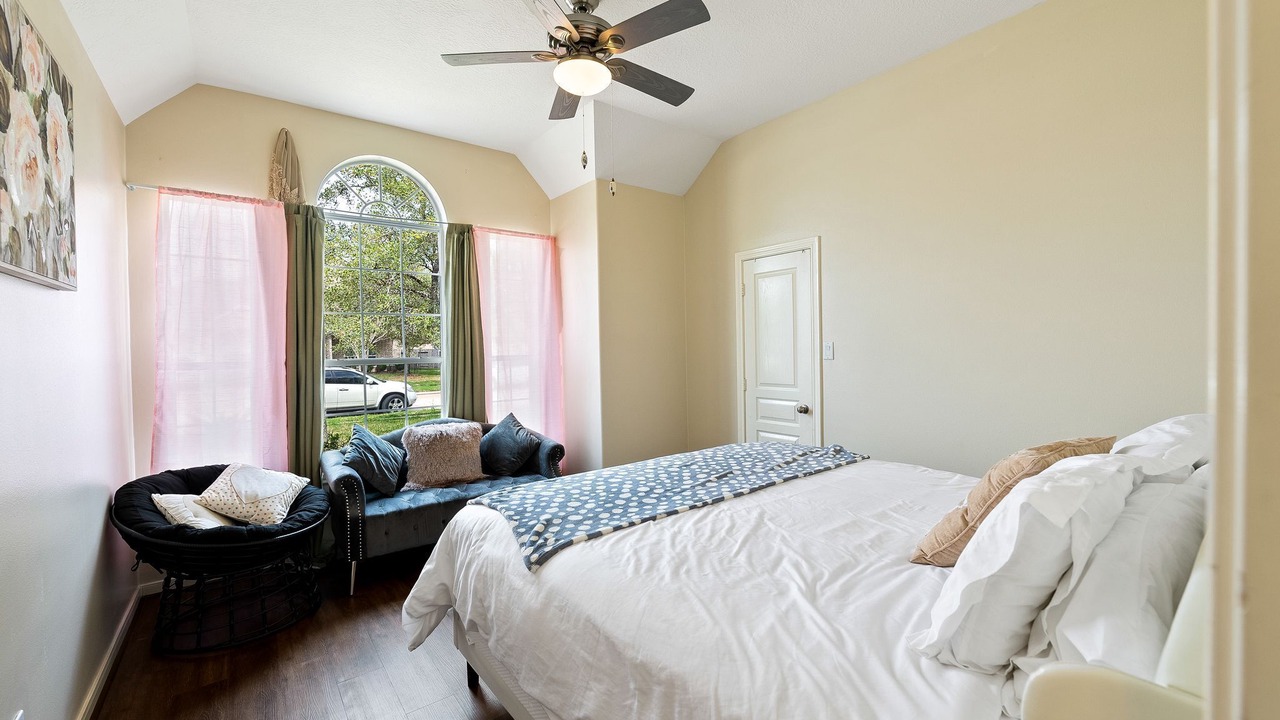 Photo of Bedroom in Sydney Harbour