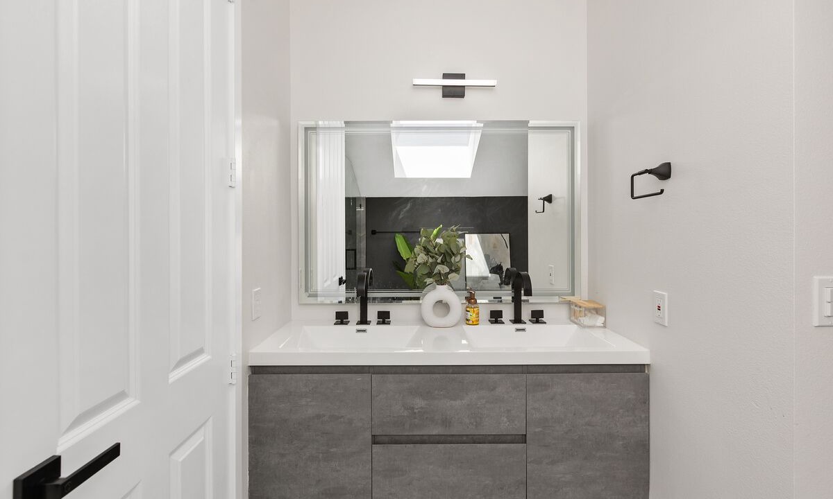 Photo of Bathroom in Mira Mesa