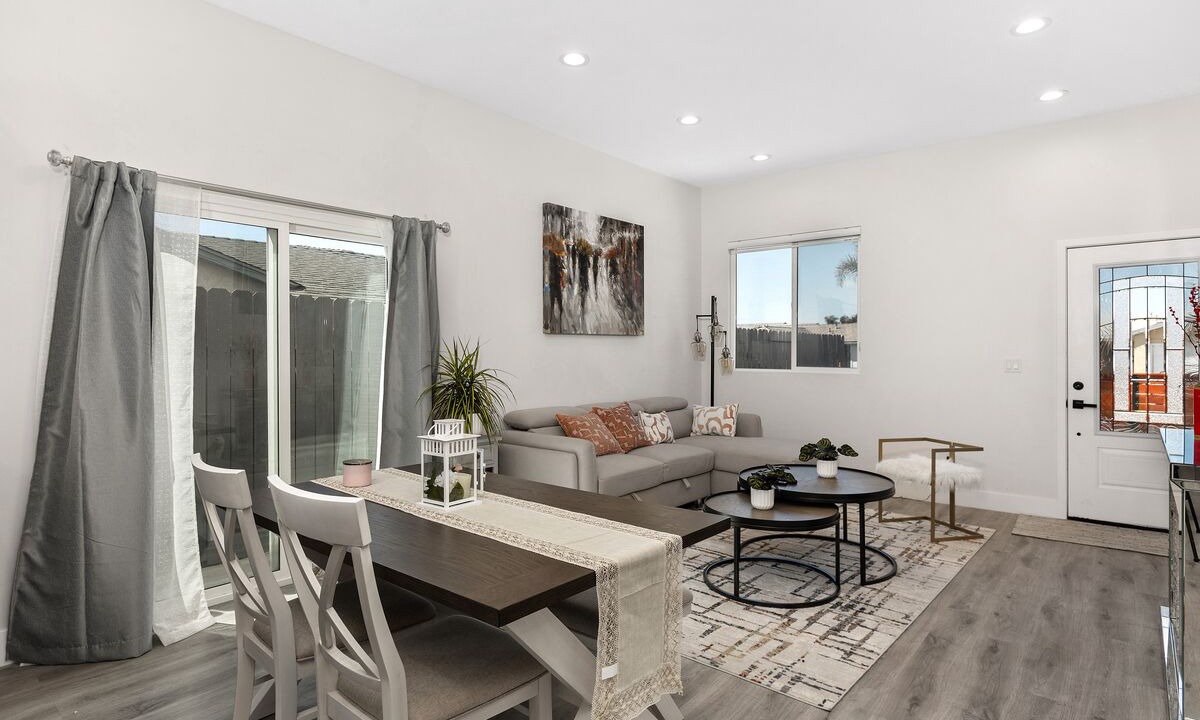 Photo of Livingroom in Mira Mesa