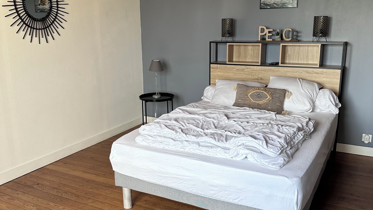 Photo of Bedroom in Cleden-Cap-Sizun