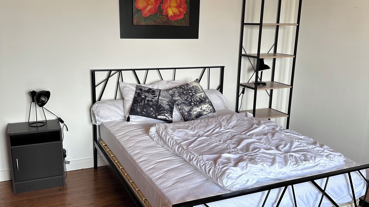 Photo of Bedroom in Cleden-Cap-Sizun
