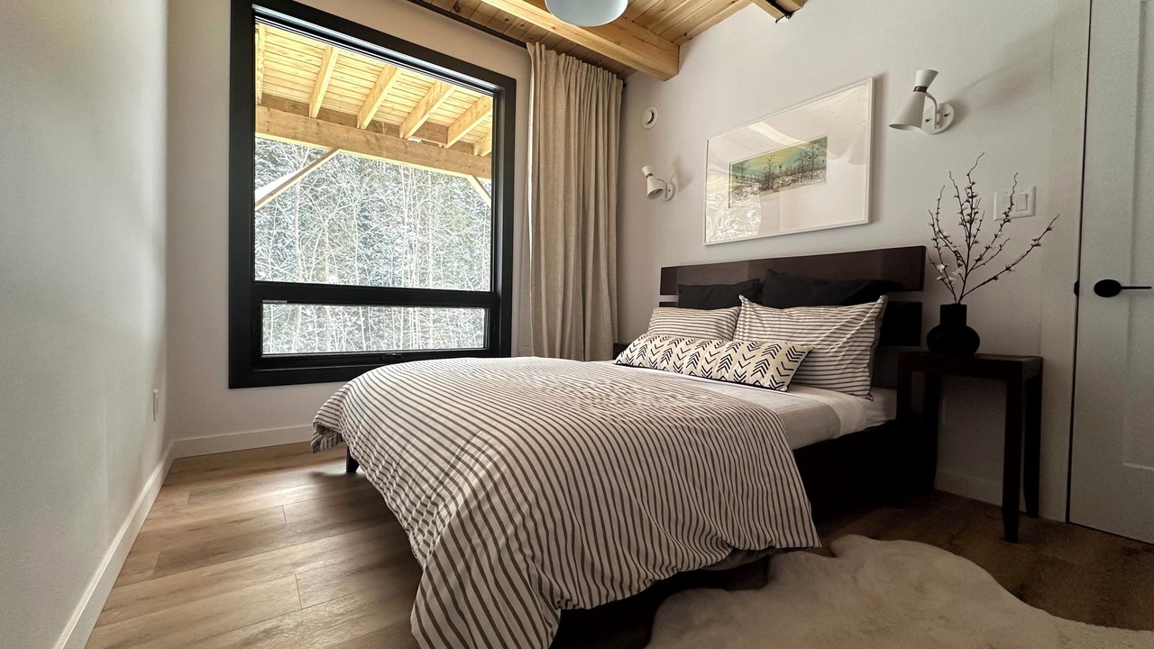 Photo of Bedroom in Novar