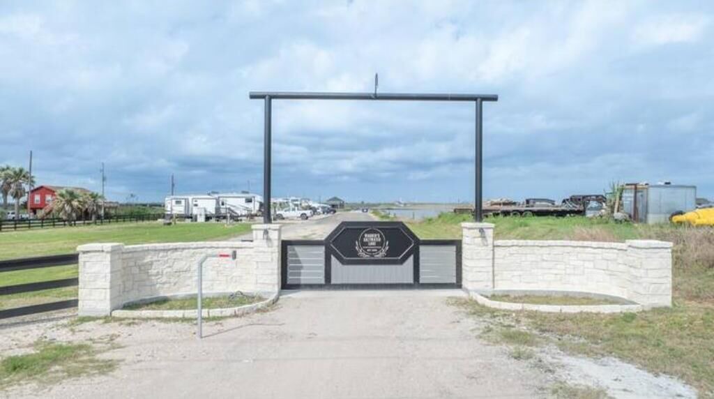Photo of Outdoor in Hitchcock