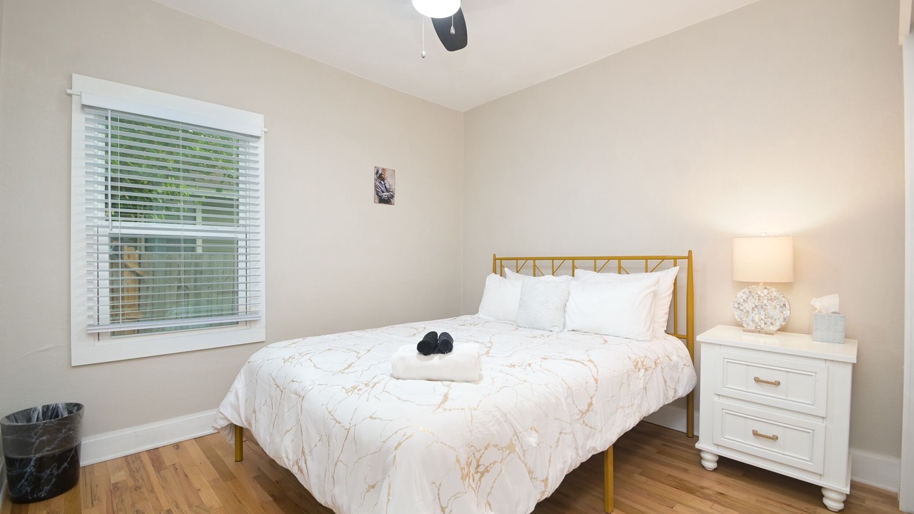 Photo of Bedroom in Near East Side