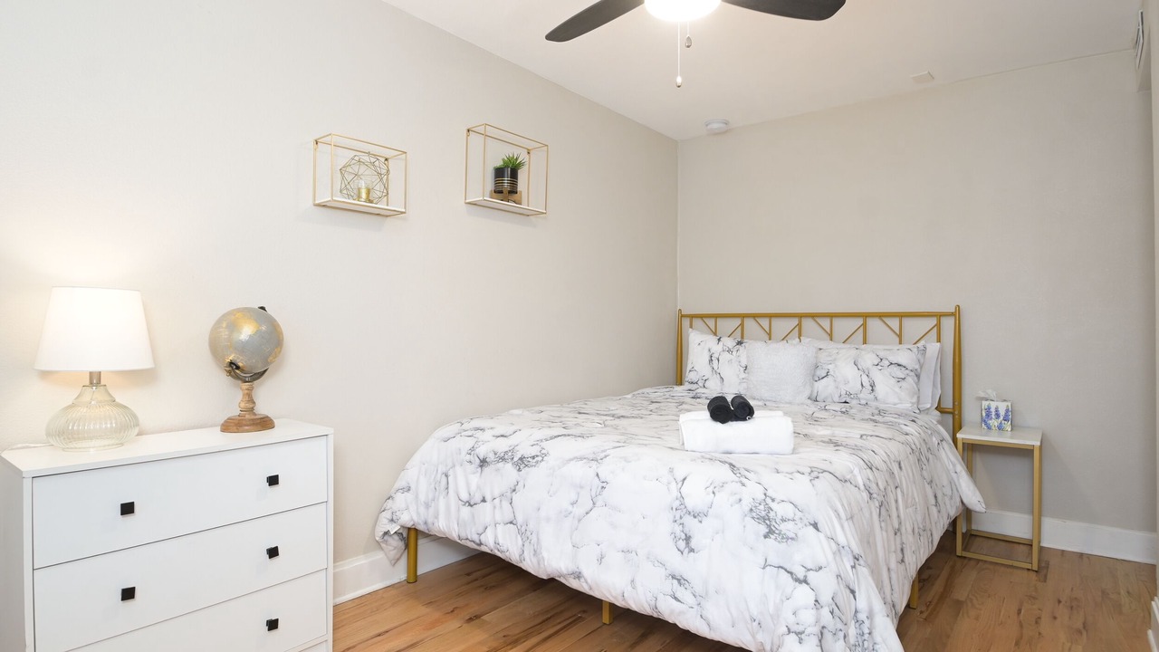 Photo of Bedroom in Near East Side