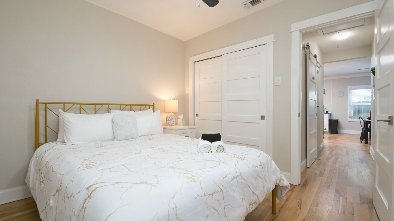 Photo of Bedroom in Near East Side