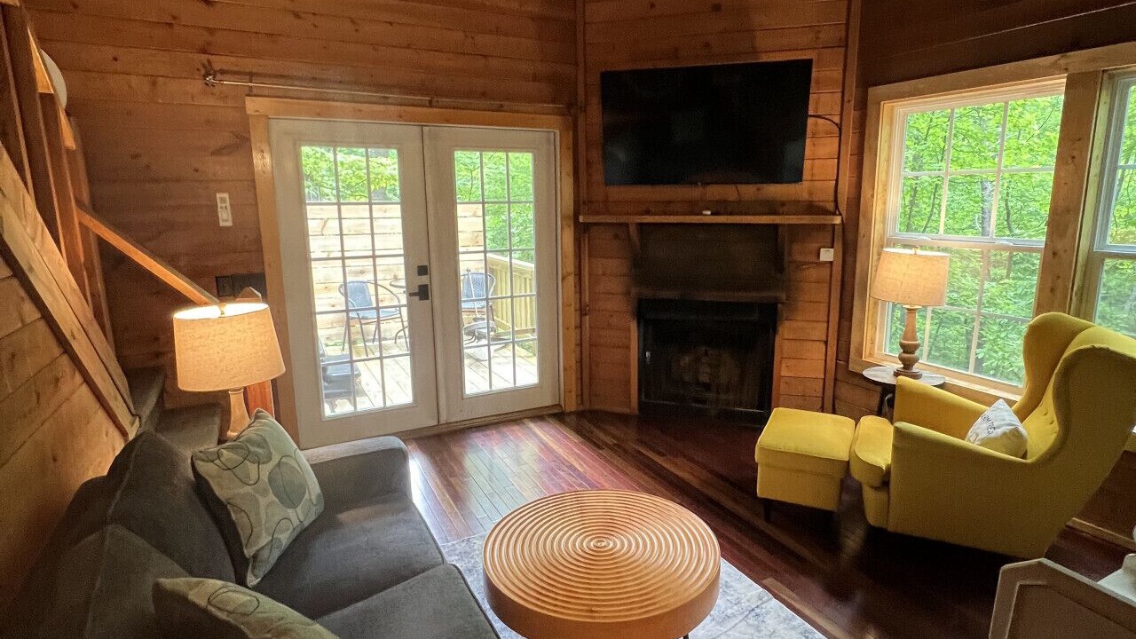 Photo of Livingroom in Sautee Nacoochee