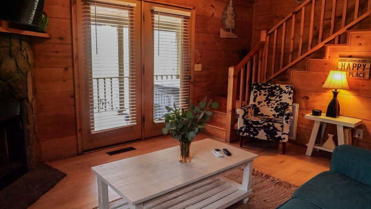 Photo of Livingroom in Sautee Nacoochee