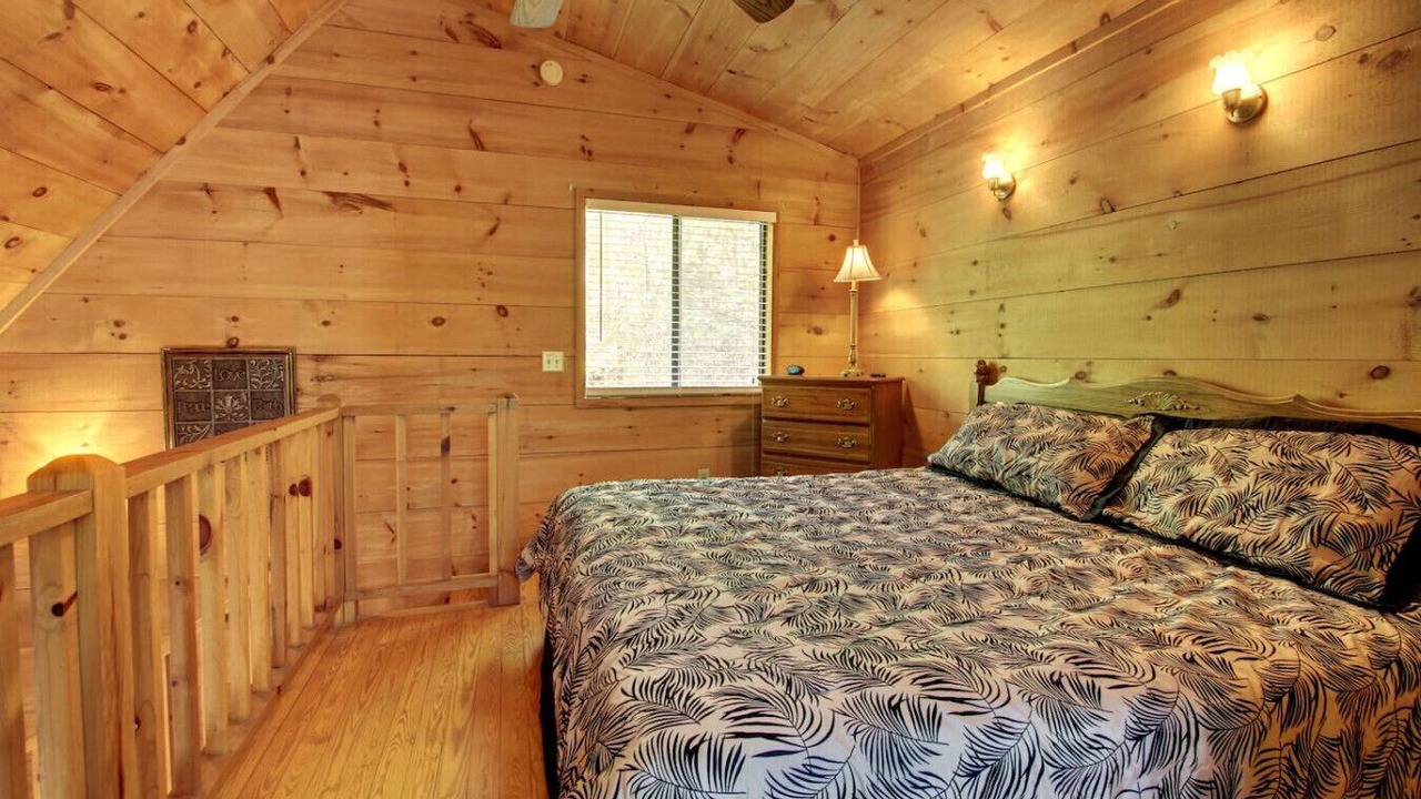 Photo of Bedroom in Sautee Nacoochee