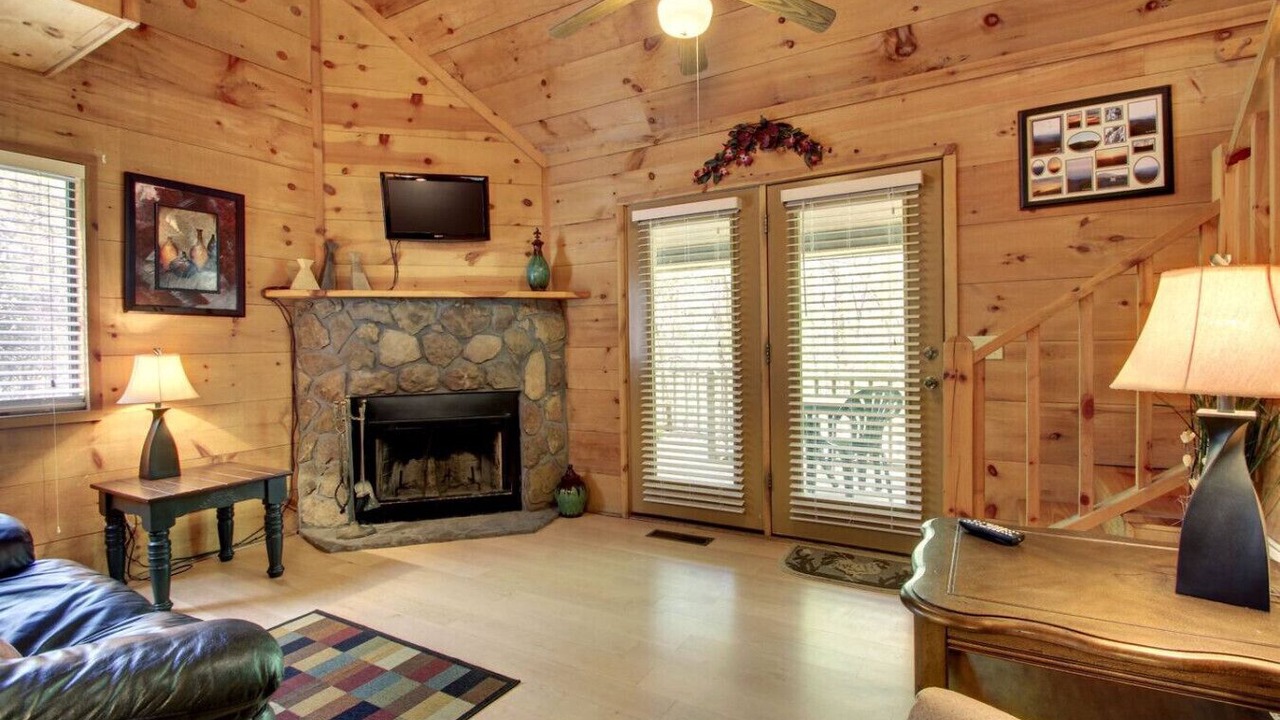 Photo of Livingroom in Sautee Nacoochee