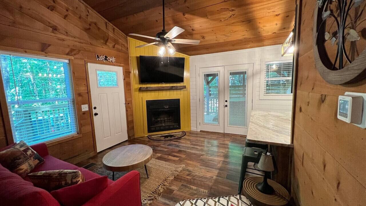Photo of Livingroom in Sautee Nacoochee