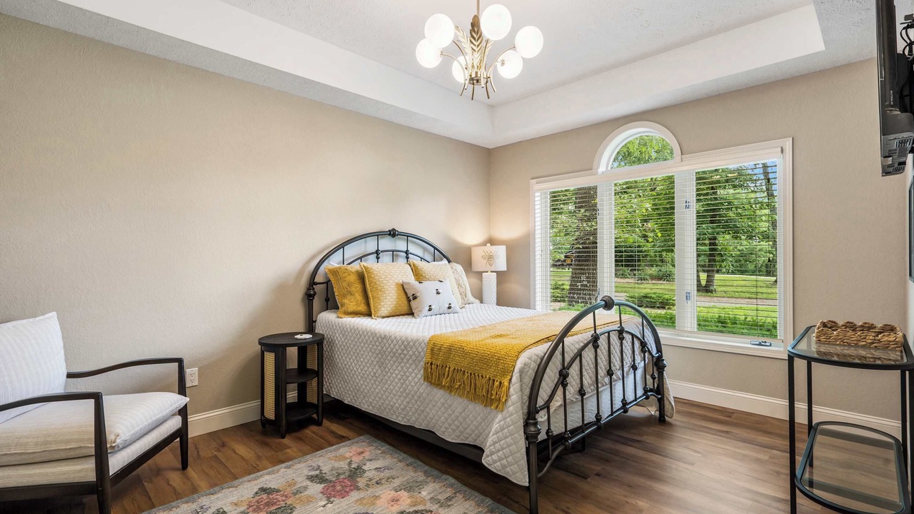 Photo of Bedroom in Branson West