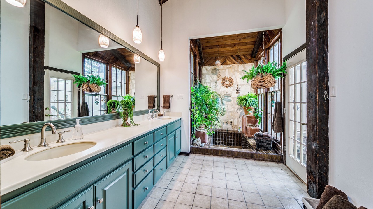 Photo of Bathroom in North San Antonio - SAT