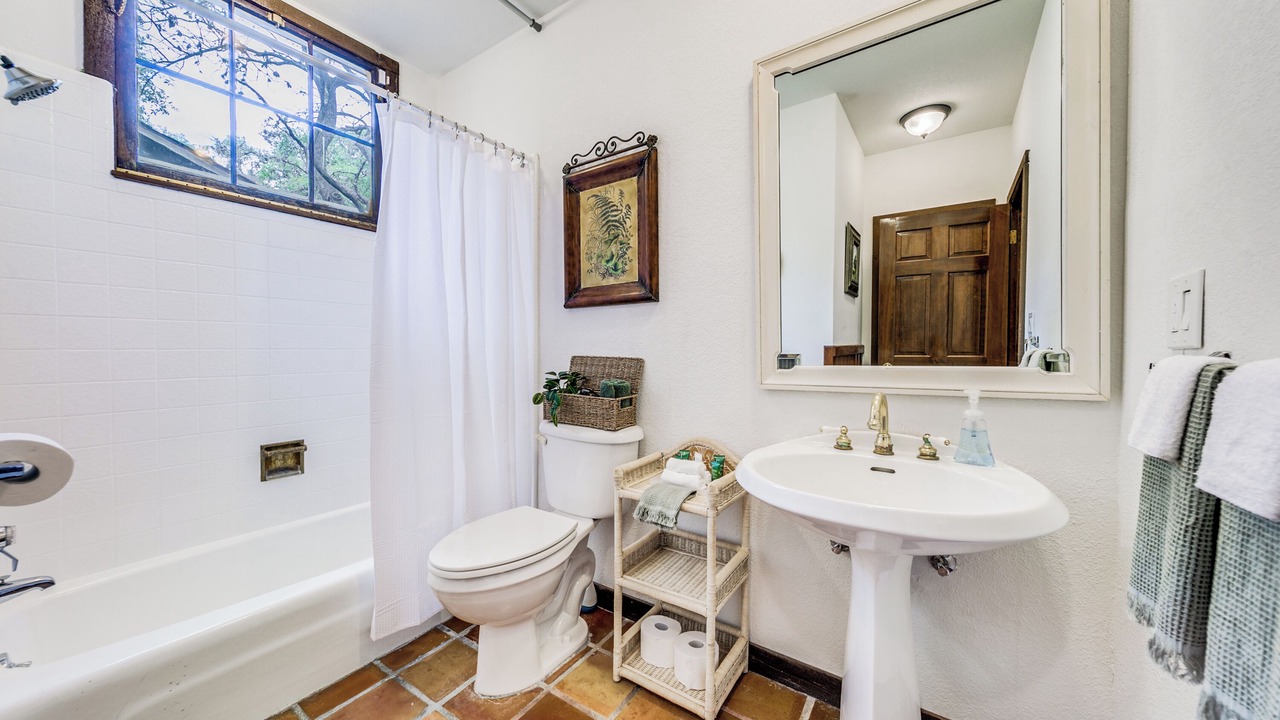 Photo of Bathroom in North San Antonio - SAT