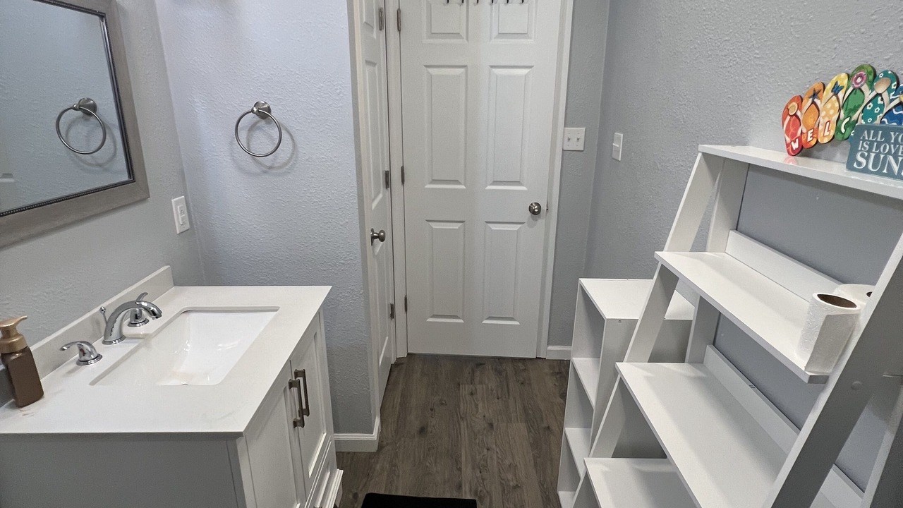 Photo of Bathroom in Higden