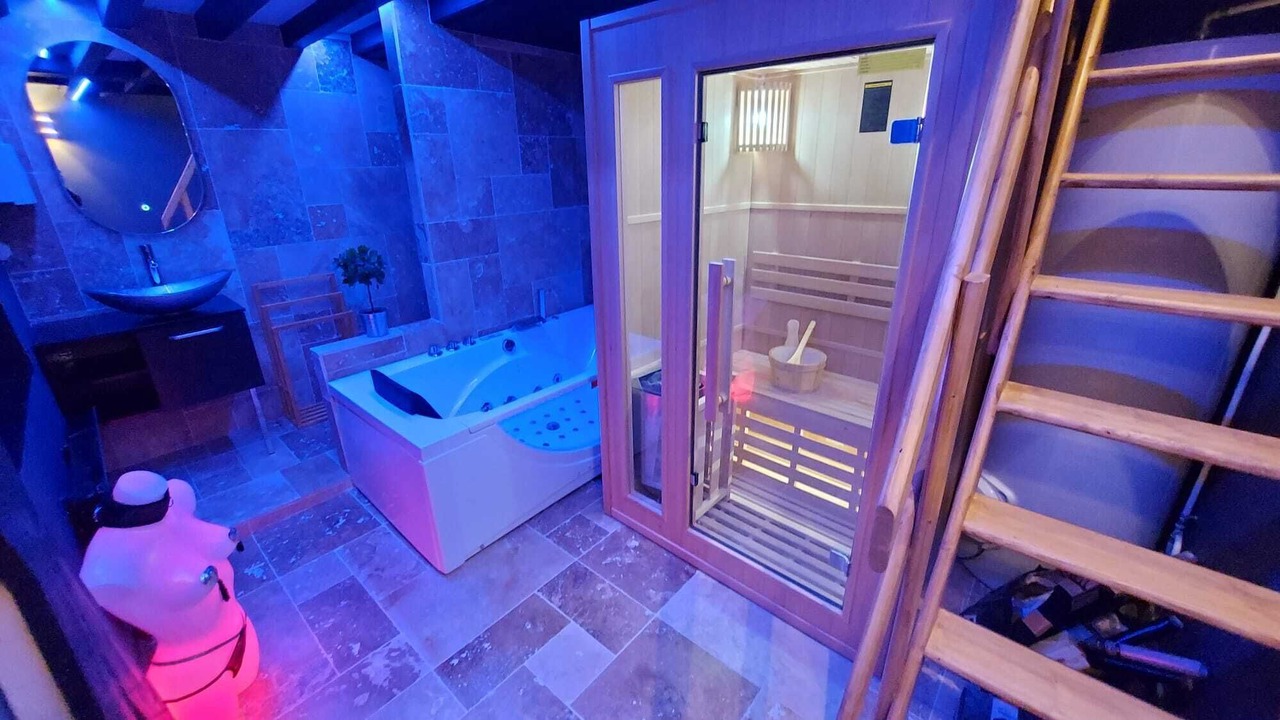 Photo of Bathroom in Honfleur