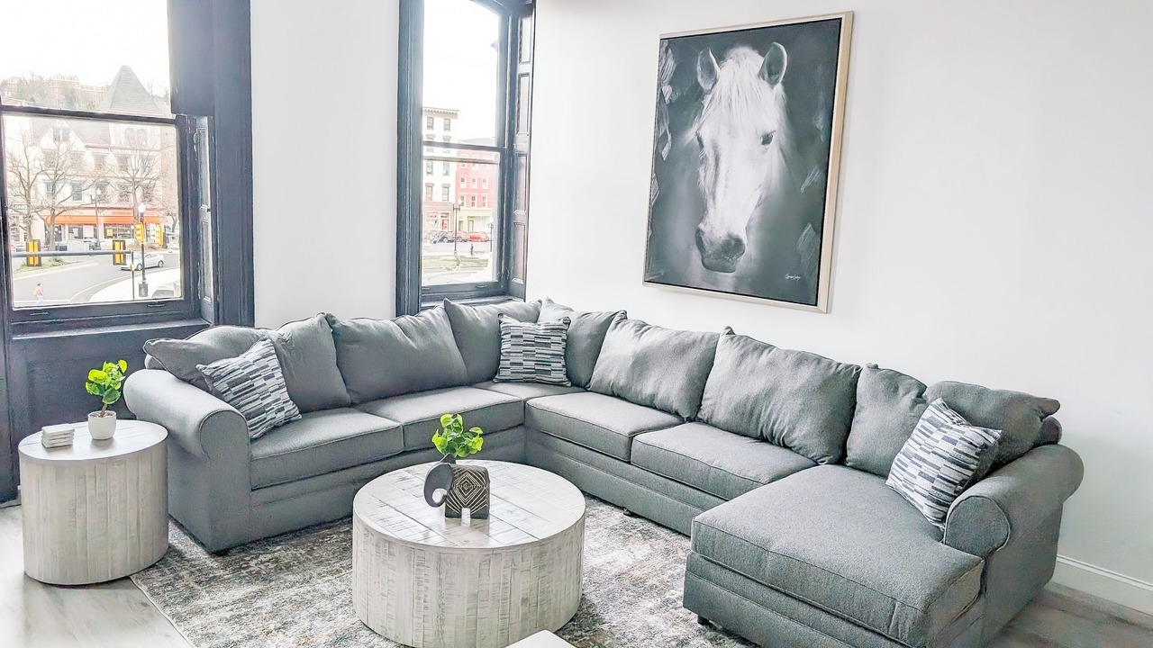 Photo of Livingroom in Downtown Historic District