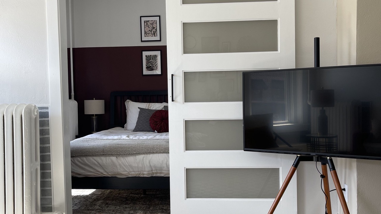 Photo of Bedroom in Indianola