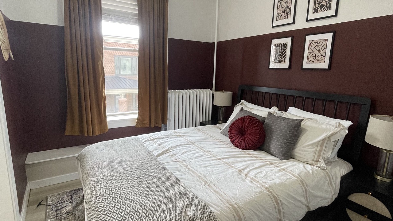 Photo of Bedroom in Indianola