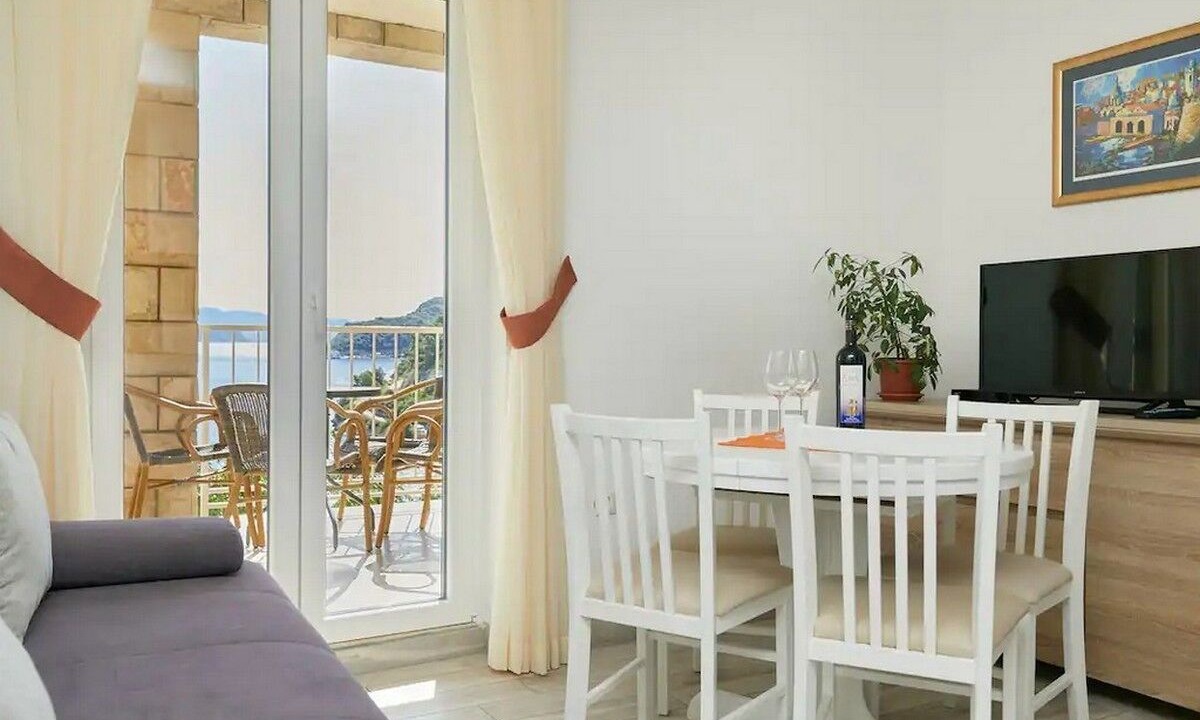 Photo of Livingroom in Sobra
