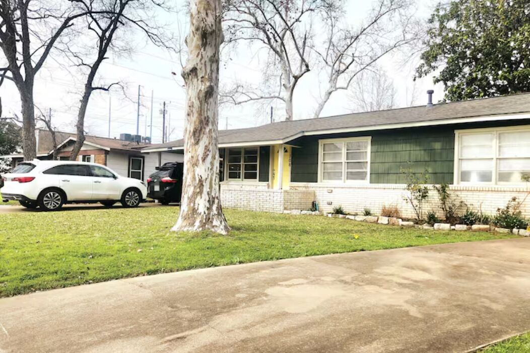 Photo of Outdoor in Highland