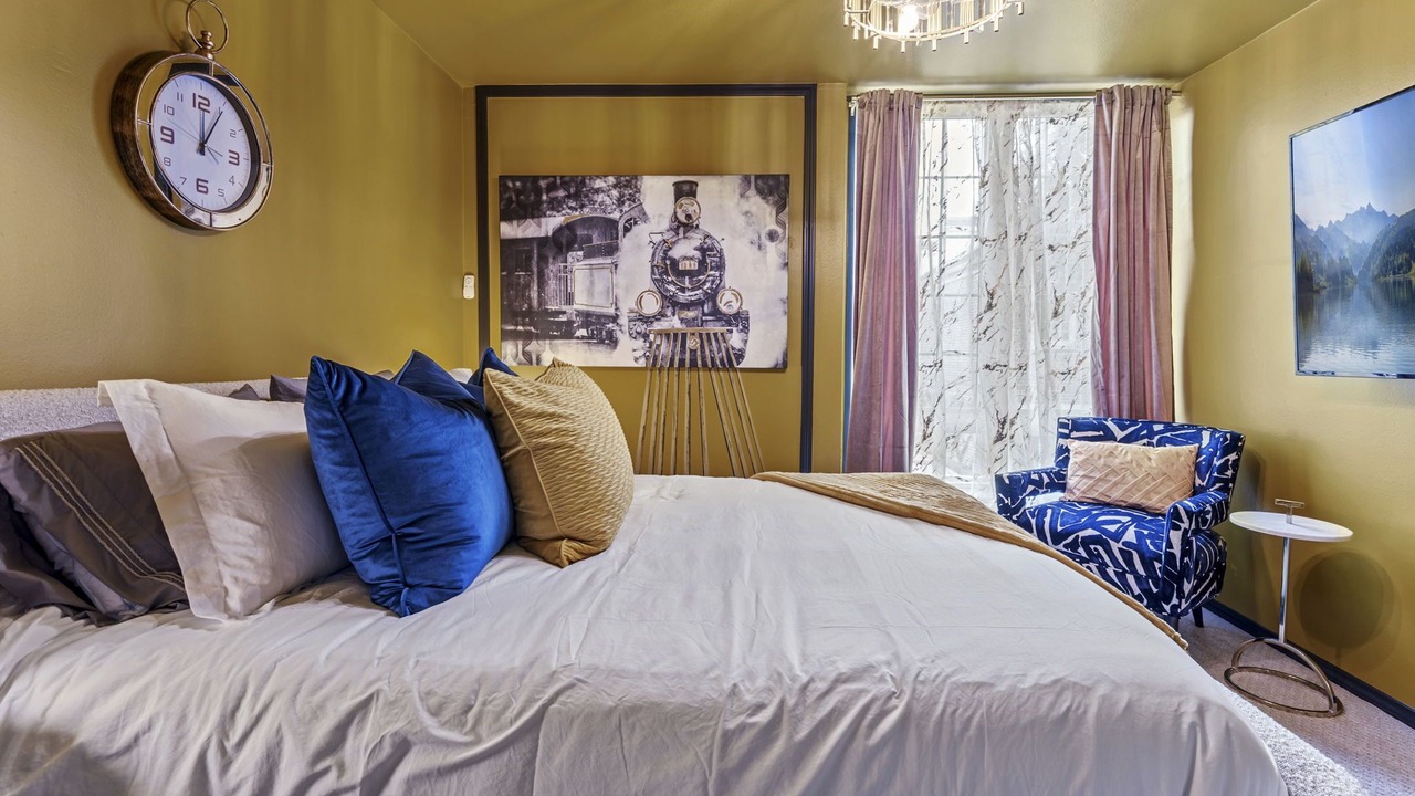 Photo of Bedroom in Greenway Plaza-Upper Kirby