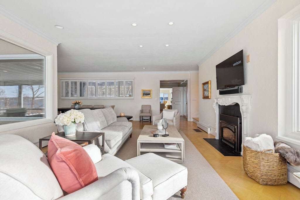 Photo of Livingroom in Skaneateles