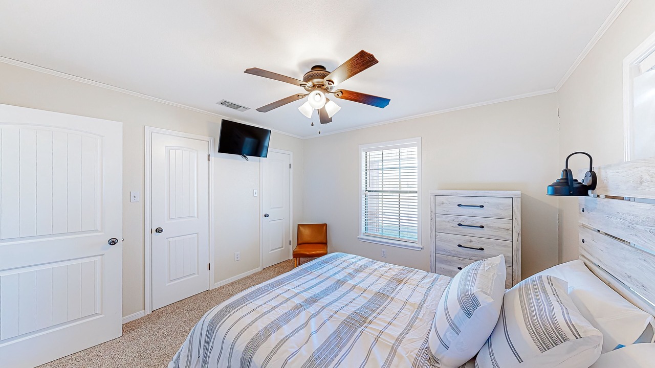 Photo of Bedroom in Cameron