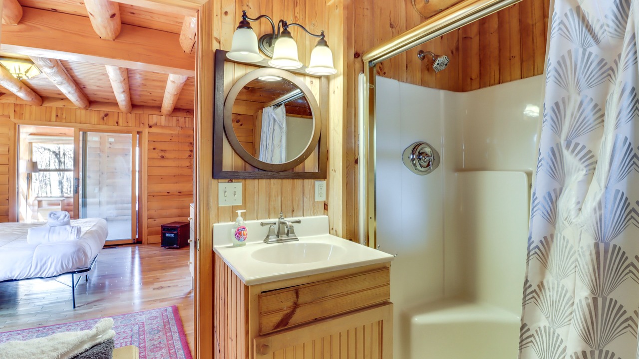 Photo of Bathroom in Briar Crest Woods