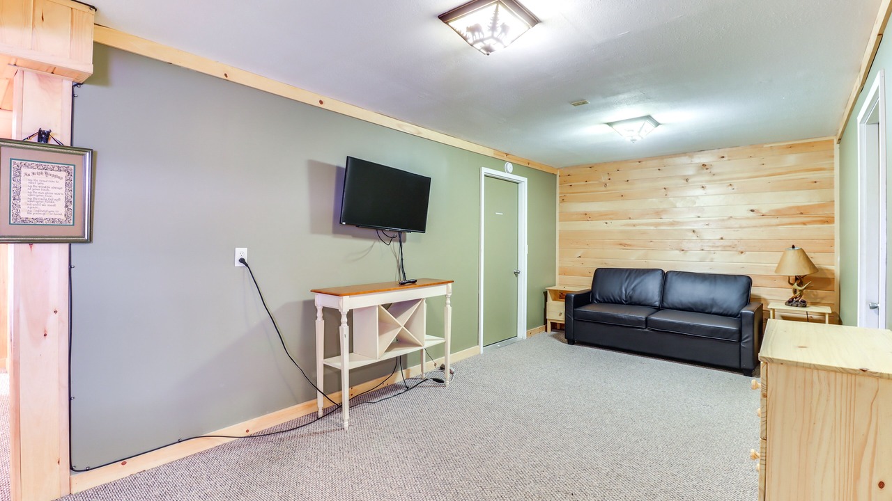 Photo of Bedroom in Briar Crest Woods