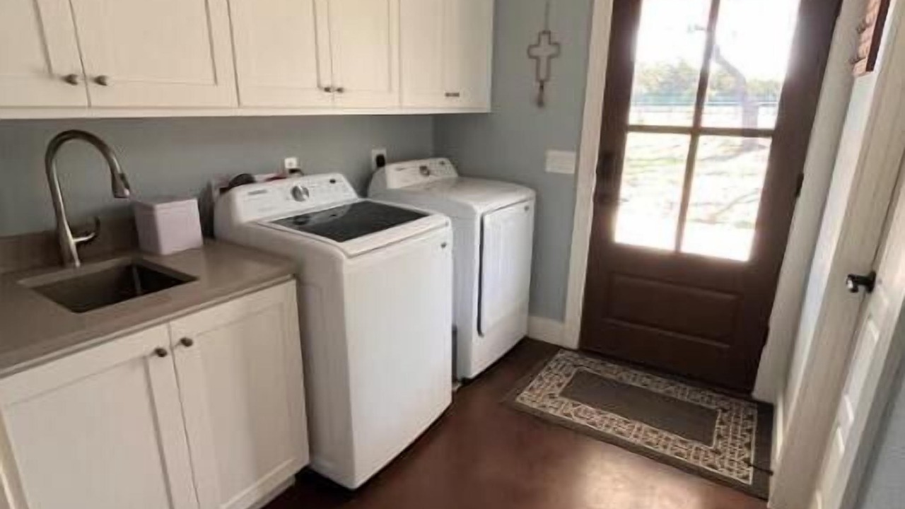 Photo of Bedroom in Dripping Springs