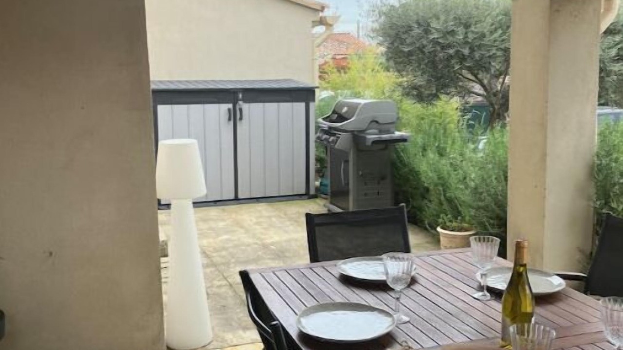Photo of Outdoor in Tavel