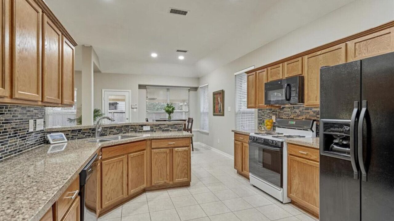 Photo of Kitchen in Alden Bridge