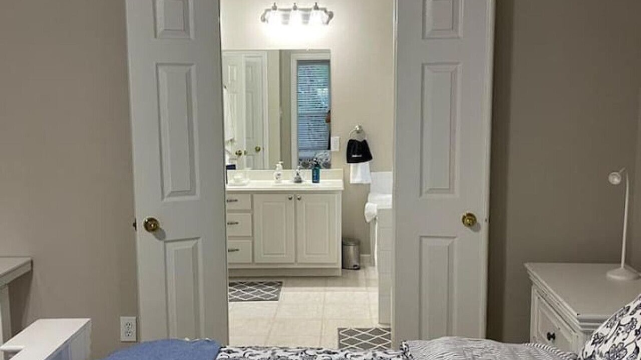 Photo of Bedroom in Alden Bridge