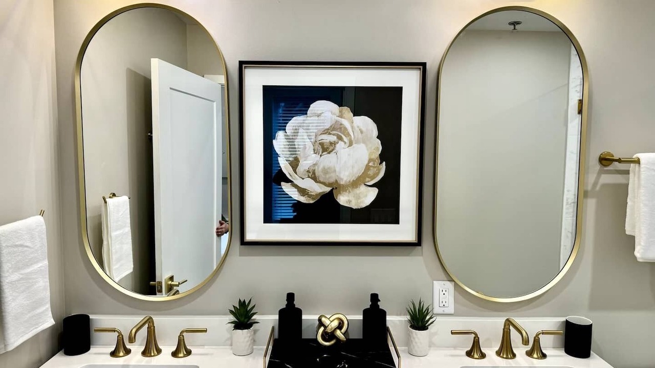 Photo of Bathroom in Downtown Chattanooga