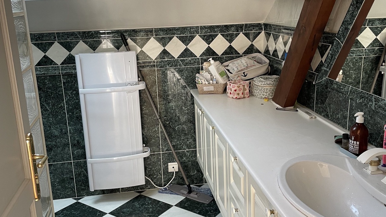 Photo of Bathroom in Rueil-Malmaison