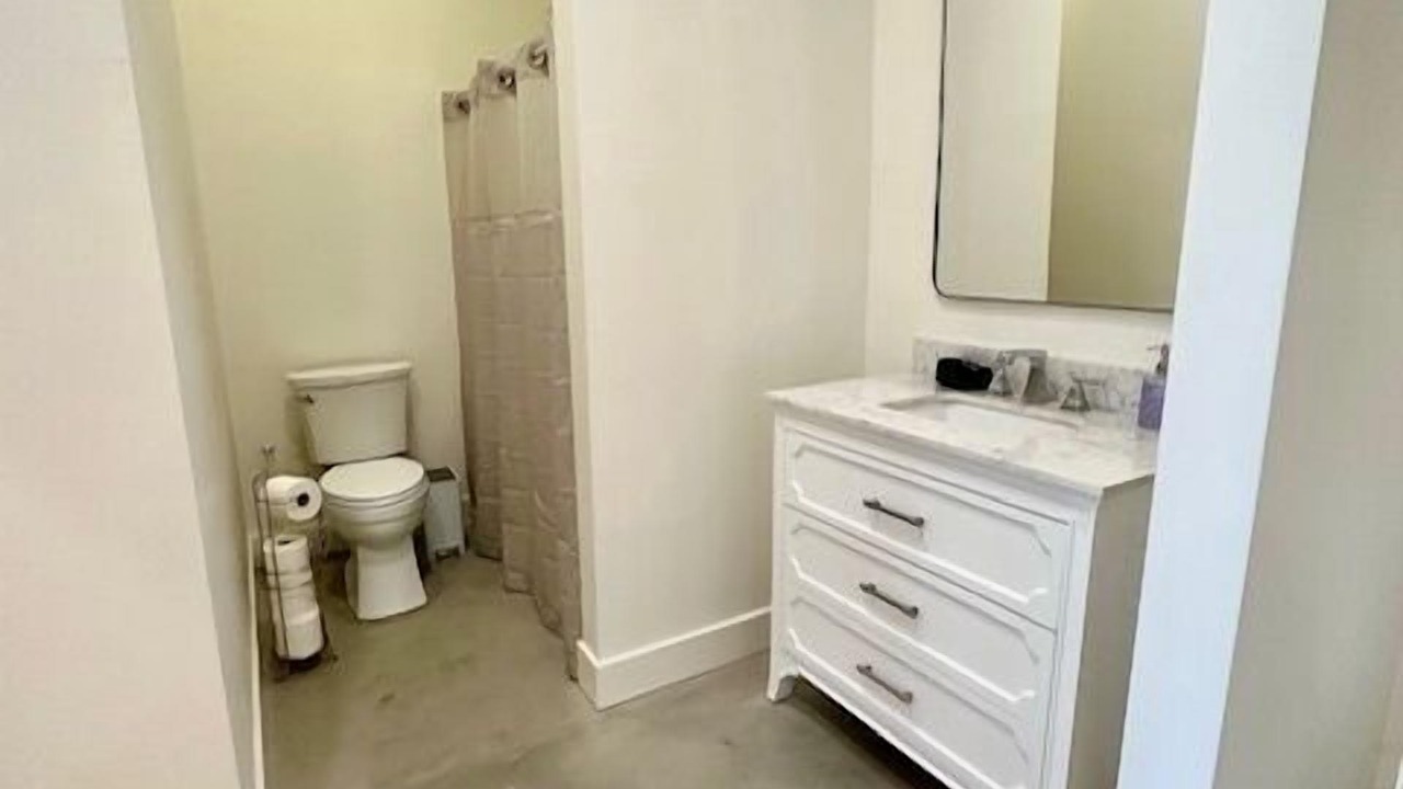 Photo of Bathroom in Marion