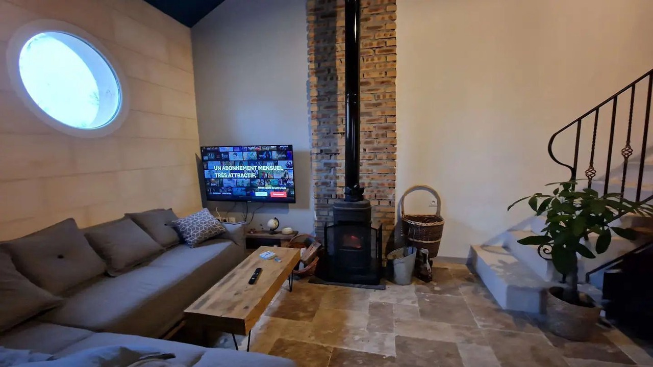 Photo of Livingroom in Jonzac