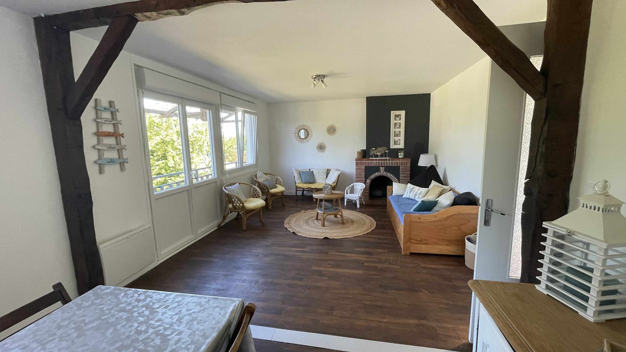 Photo of Livingroom in Folligny