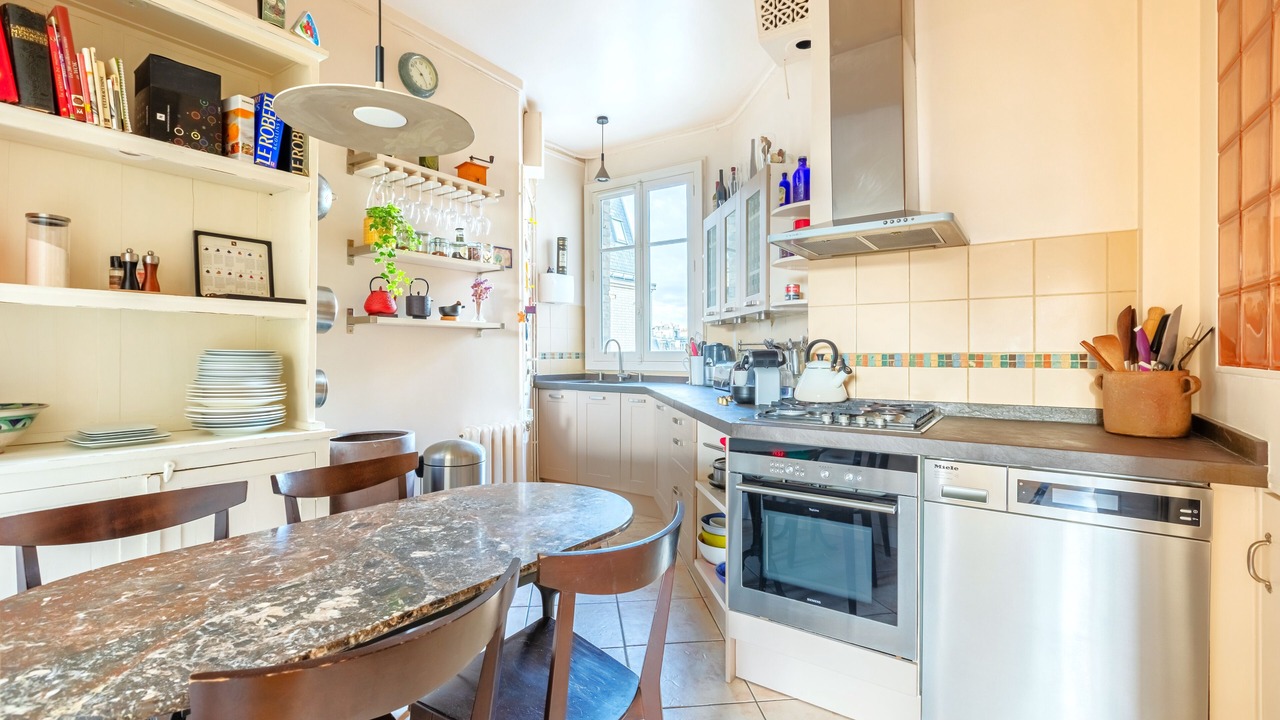 Photo of Kitchen in 18th Arrondissement