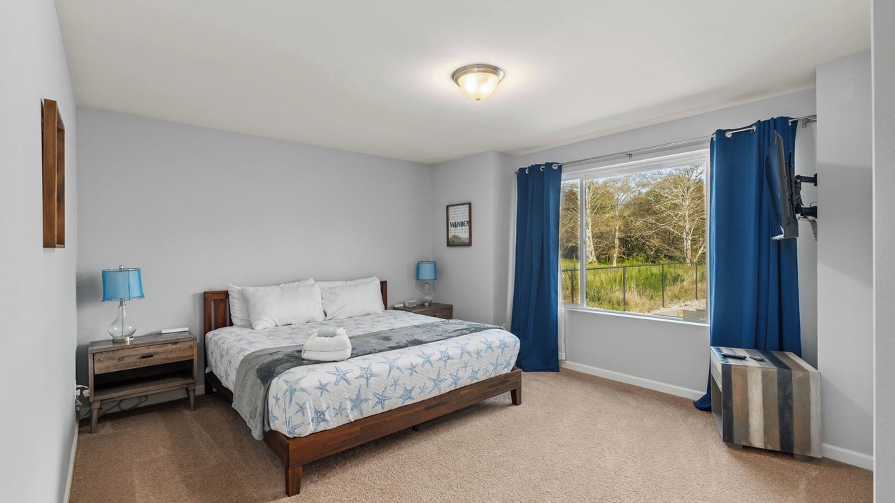 Photo of Bedroom in Ocean Shores