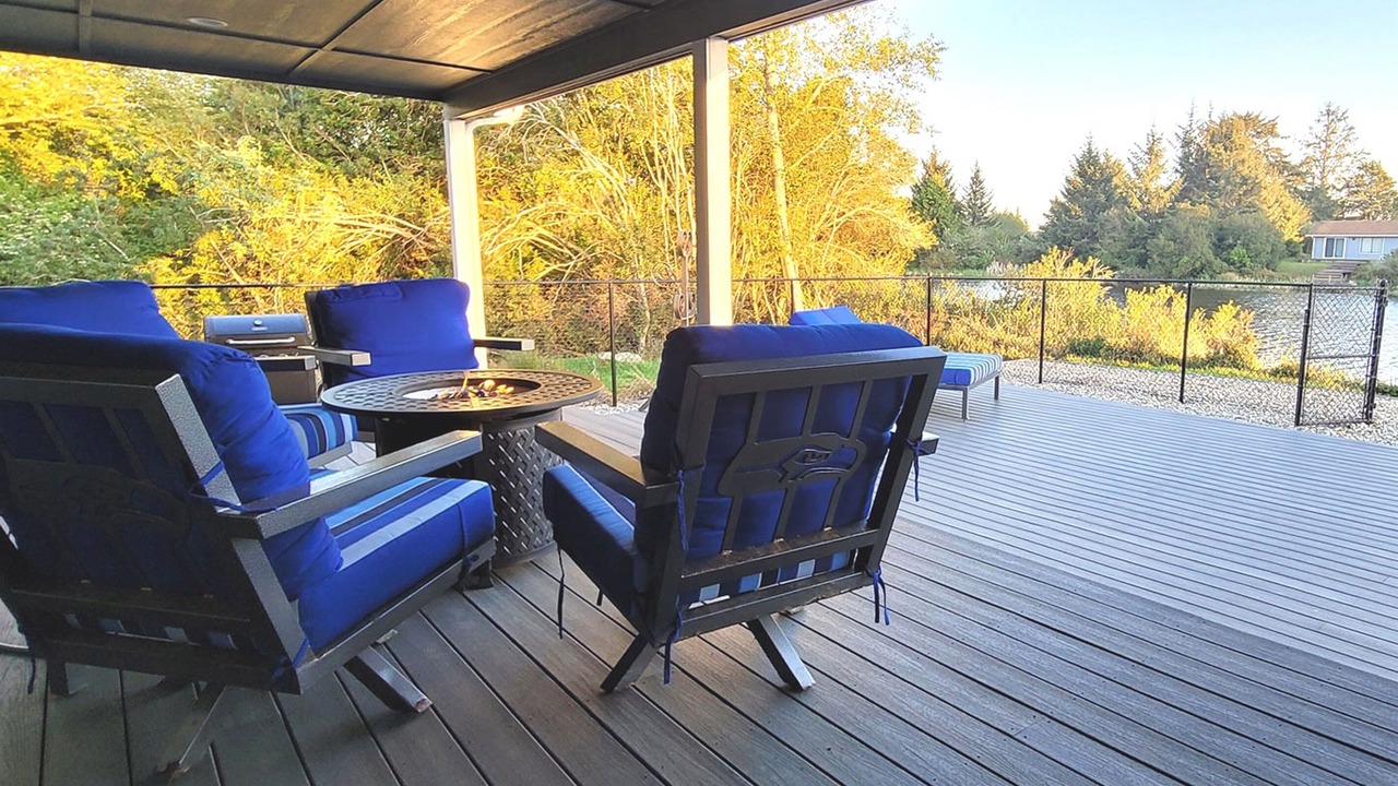 Photo of Patio Balcony in Ocean Shores