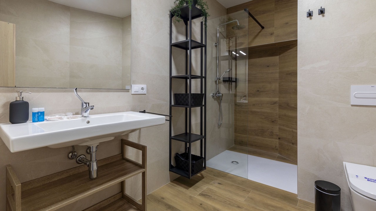 Photo of Bathroom in Safranar